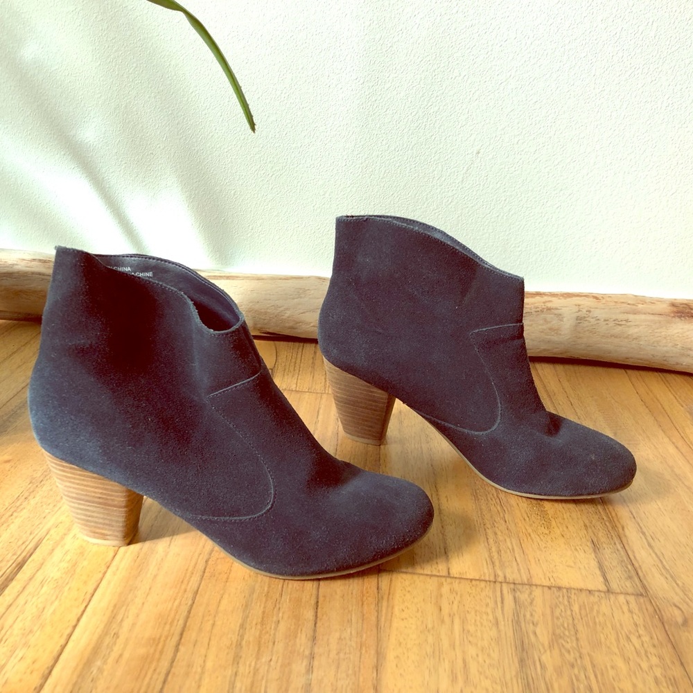 Blue Suede leather booties